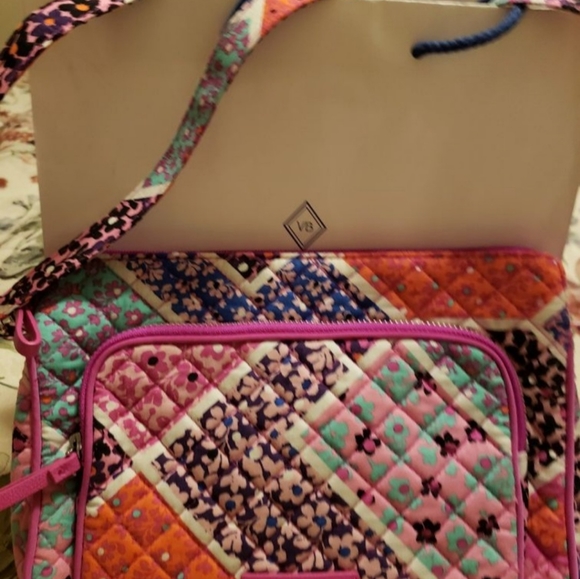 Vera Bradley Brand New. - Picture 4 of 7